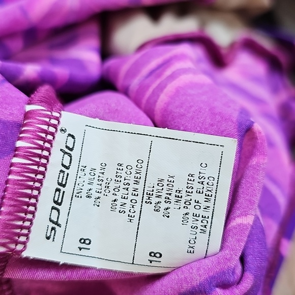 Speedo Deep Curved Back Hem One Piece Swim Suit, Size 18 - Picture 8 of 12